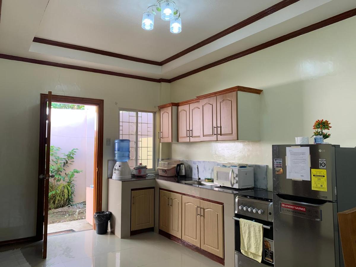 Bungalow de 100 m² con 2 habitación/es y 1 baño/s de uso privado, en Galas Dipólog Exterior foto