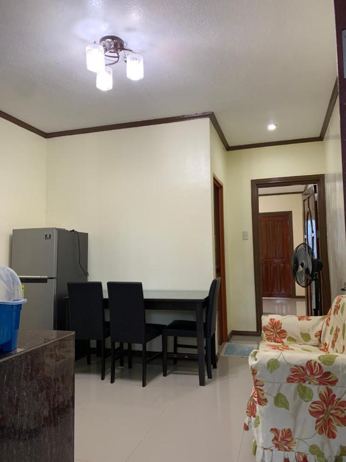 Bungalow de 100 m² con 2 habitación/es y 1 baño/s de uso privado, en Galas Dipólog Exterior foto