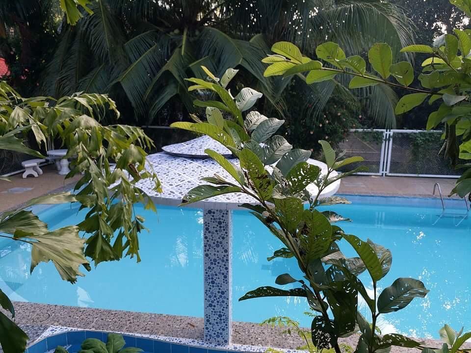Bungalow de 100 m² con 2 habitación/es y 1 baño/s de uso privado, en Galas Dipólog Exterior foto