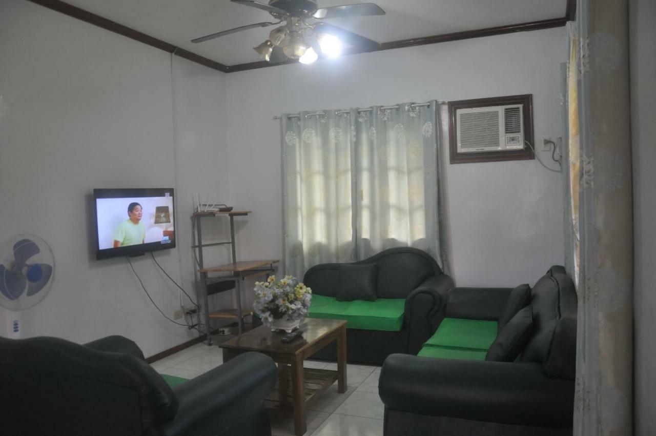 Bungalow de 100 m² con 2 habitación/es y 1 baño/s de uso privado, en Galas Dipólog Exterior foto